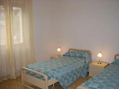 Sleeps 6 Pool Wifi