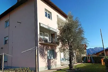 Sleeps 6 Pool Wifi וילה Ossuccio
